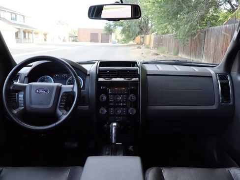 Used 2012 Ford Escape Limited AWD/4WD image 16