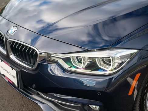Used 2016 BMW 328i xDrive Sedan AWD/4WD image 28