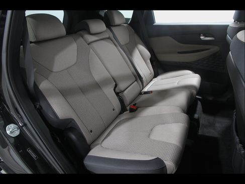 Certified 2023 Hyundai Santa Fe SEL w/ Winter Weather Package AWD/4WD image 18