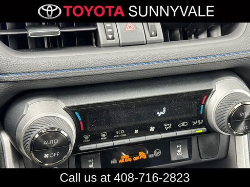 Certified 2025 Toyota RAV4 XSE w/ Advanced Technology Package image 25