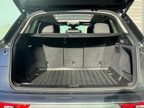 Certified 2023 Audi Q5 2.0T Premium Plus w/ Premium Plus Package image 19