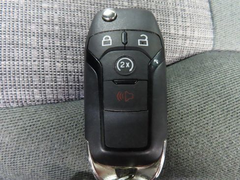 Used 2024 Ford F350 XLT image 59