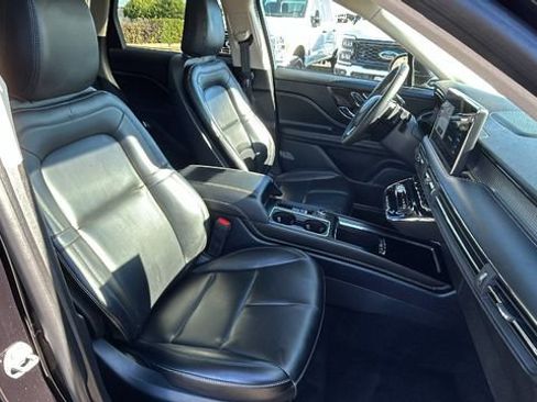 Used 2023 Lincoln Corsair FWD image 11