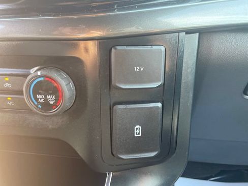 Certified 2017 Ford Transit 350 XLT RWD image 46