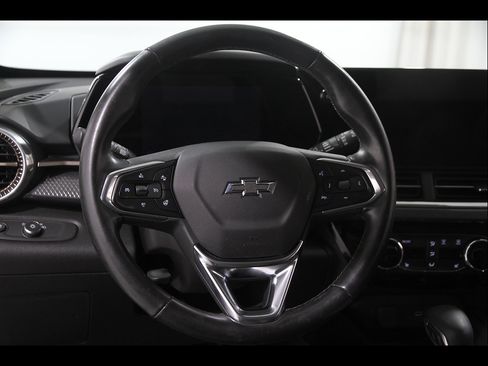Certified 2024 Chevrolet Trax ACTIV w/ Driver Confidence Package FWD image 7