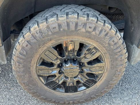 Used 2024 GMC Sierra 2500 Denali Ultimate image 12