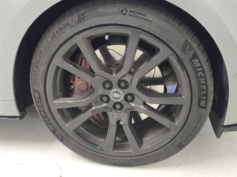 Used 2025 Land Rover Range Rover Sport SV Edition Two image 10