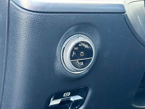 Used 2022 Mercedes-Benz C 300 4MATIC Sedan image 10