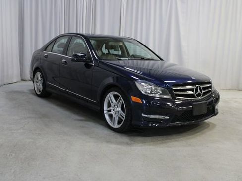 Used 2014 Mercedes-Benz C 300 4MATIC Sedan image 26
