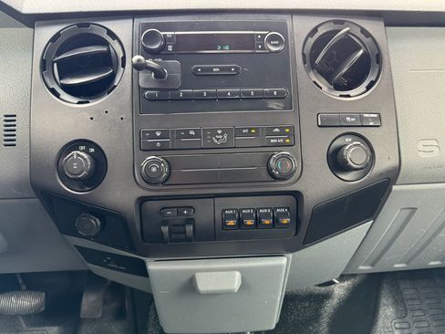 Used 2013 Ford F250 XL w/ PWR Equipment Group RWD image 27
