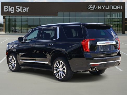 Used 2021 GMC Yukon Denali RWD image 3