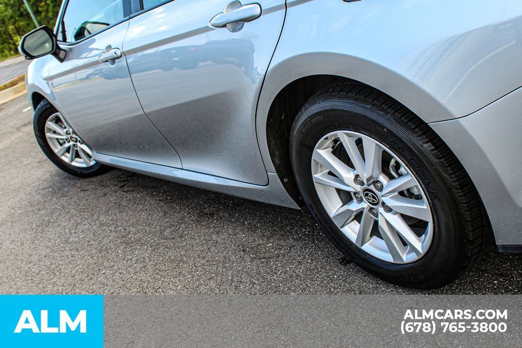 Used 2025 Toyota Camry LE FWD image 14