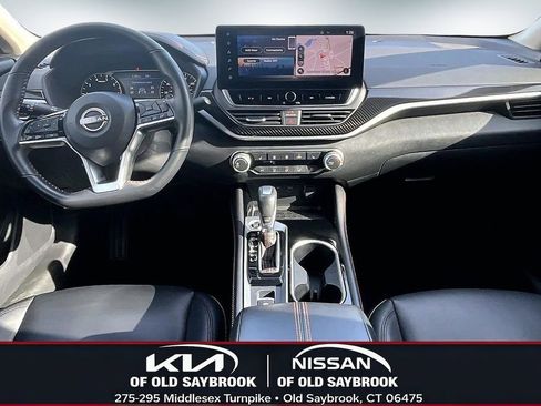 Certified 2023 Nissan Altima 2.5 SR w/ SR Premium Package image 6