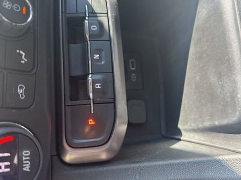 Used 2021 GMC Acadia AT4 w/ Technology Package image 23