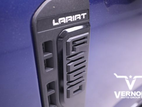 New 2026 Ford F250 Lariat w/ Black Appearance Package image 43