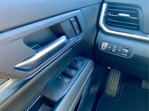 New 2026 GMC Terrain Elevation w/ Elevation Premium Package image 50