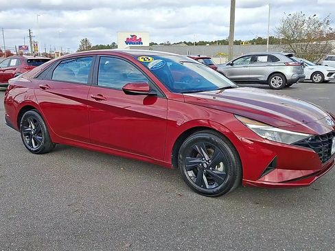 Certified 2023 Hyundai Elantra SEL w/ Cargo Package image 2