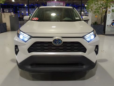 Used 2023 Toyota RAV4 XLE Premium AWD/4WD image 3