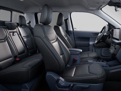 New 2025 Ford Maverick Lariat w/ Black Appearance Package image 29