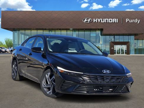 New 2025 Hyundai Elantra Limited FWD image 1