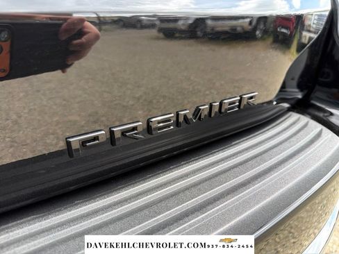 Used 2024 Chevrolet Tahoe Premier w/ Premium Package 2 AWD/4WD image 39