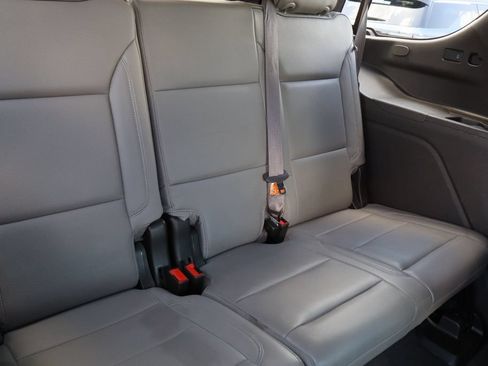 Certified 2021 GMC Yukon SLT w/ SLT Luxury Plus Package RWD image 31