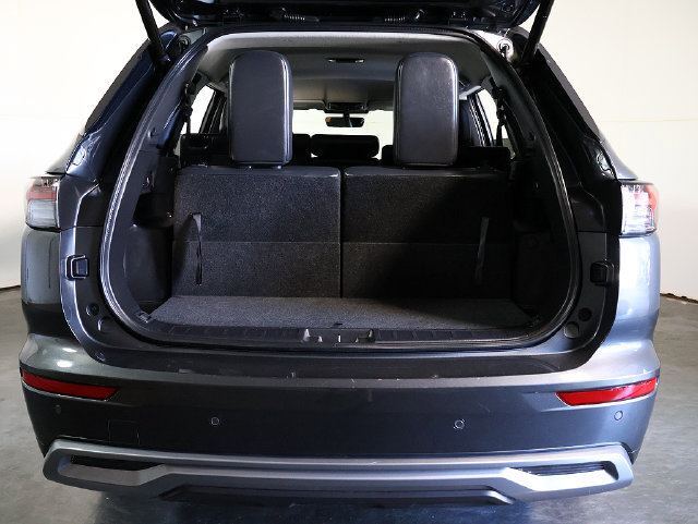 Used 2025 Mitsubishi Outlander SE FWD image 31