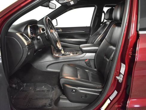 Used 2017 Jeep Grand Cherokee Limited RWD image 11