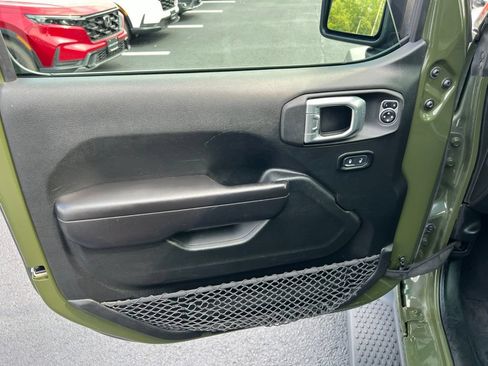 Used 2020 Jeep Wrangler Unlimited Sport S AWD/4WD image 21