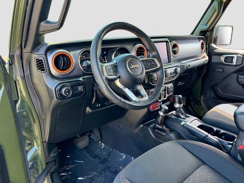 Used 2023 Jeep Gladiator Mojave w/ Trailer Tow Package image 9