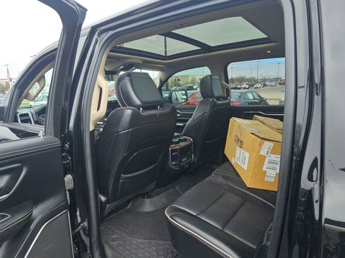 Used 2021 RAM 1500 Laramie AWD/4WD image 27
