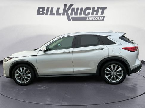 Used 2019 INFINITI QX50 Essential w/ Proactive Package AWD/4WD image 2