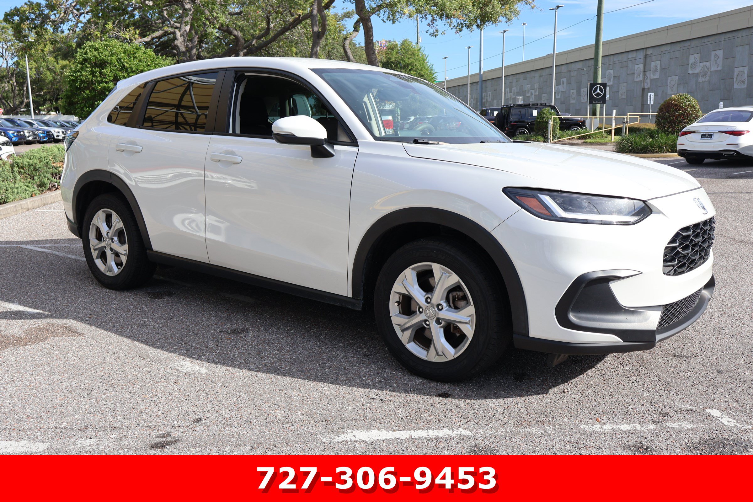 Used 2025 Honda HR-V LX image 10