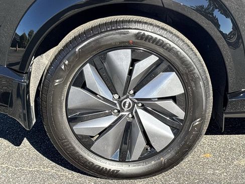 Certified 2024 Nissan Ariya AWD image 31