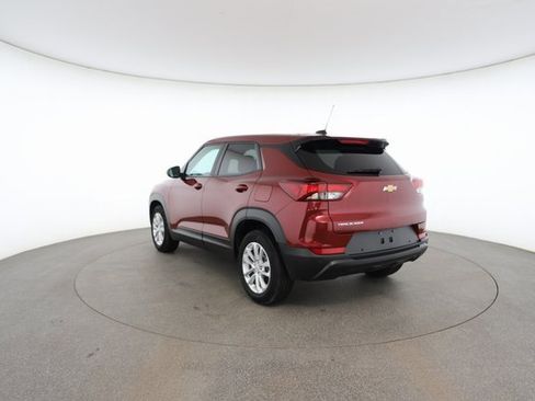 Used 2025 Chevrolet TrailBlazer LS w/ LS Convenience Package image 11