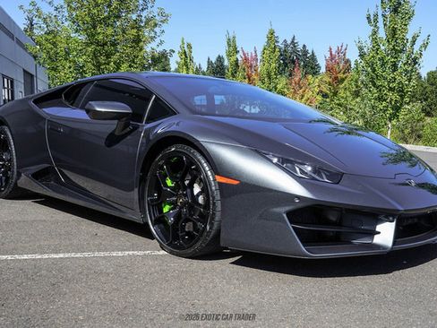 Used 2017 Lamborghini Huracan LP 580-2 RWD image 12