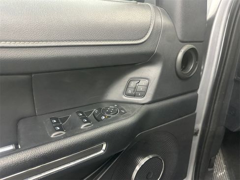 Used 2024 Ford Expedition Max XLT image 12