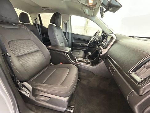 Used 2015 GMC Canyon SLE w/ SLE Convenience Package image 17