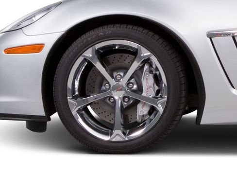 Used 2013 Chevrolet Corvette Grand Sport w/ 2LT Preferred Equipment Group RWD image 14