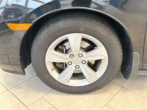 Used 2019 Honda Odyssey EX-L image 13