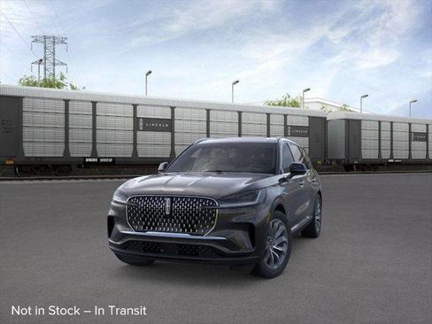 New 2026 Lincoln Aviator Reserve image 2