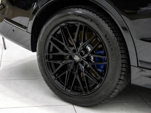 Used 2024 BMW ALPINA XB7 image 46