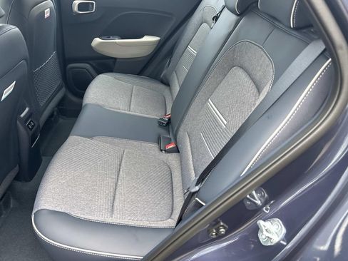 New 2026 Hyundai Venue SEL FWD image 18