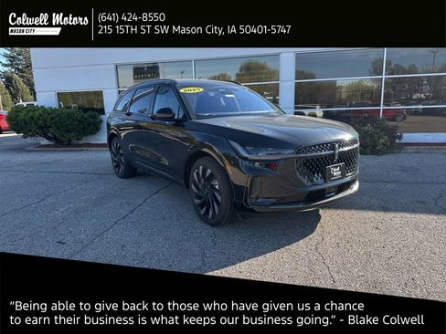 New 2025 Lincoln Nautilus Reserve image 1