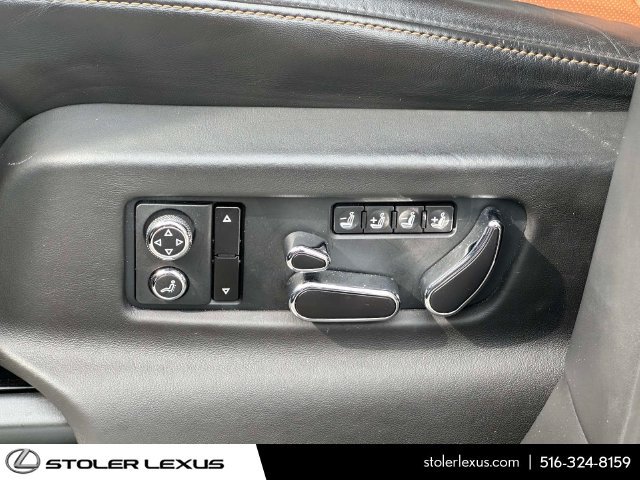 Used 2018 Bentley Bentayga AWD/4WD image 19