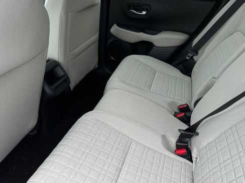 New 2026 Honda HR-V LX image 9
