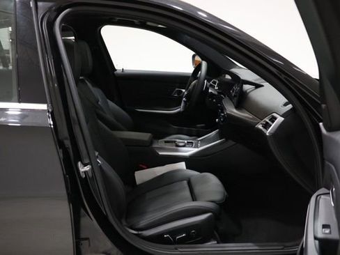 Used 2025 BMW 330i xDrive Sedan AWD/4WD image 39