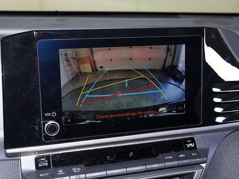 Used 2026 Toyota Camry LE FWD image 17
