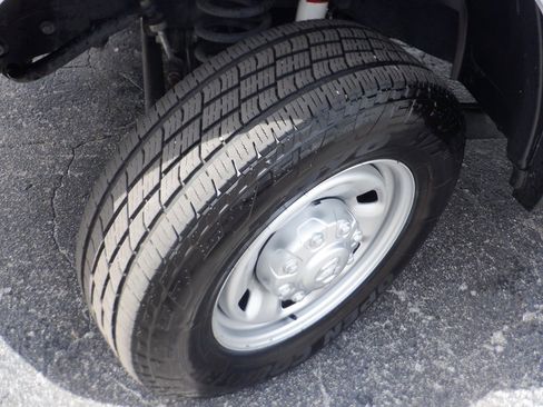 Used 2024 RAM 2500 Tradesman image 27