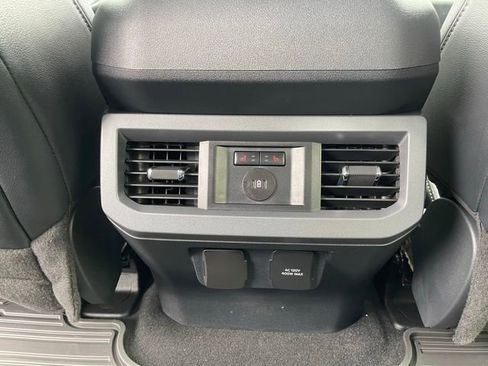 Used 2024 Ford F250 Lariat w/ Lariat Ultimate Package image 21